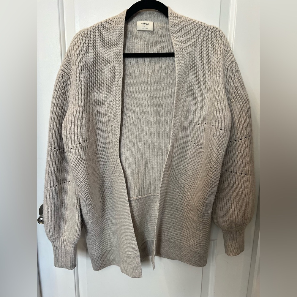 Aritzia Wilfred cardigan